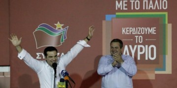 Выборы в Греции: Ципрас и Камменос обещают правительство на 4 года