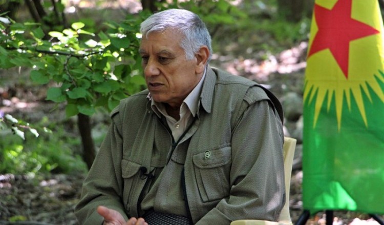 Ο διοικητής του στρατιωτικού σκέλους του PKK δηλώνει έτοιμος για εκεχειρία με την Άγκυρα