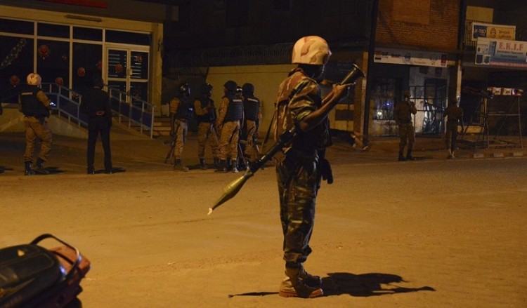 Μπουρκίνα Φάσο: Πολύνεκρη επίθεση ισλαμιστών σε ξενοδοχείο — Οι ένοπλοι είχαν τοποθετήσει εκρηκτικά
