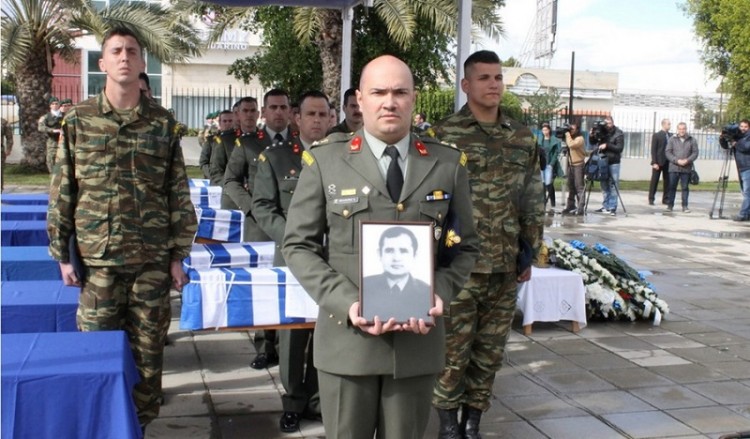 Πίσω στην πατρίδα τα λείψανα έξι Ελλαδιτών που χάθηκαν υπηρετώντας στην Κύπρο