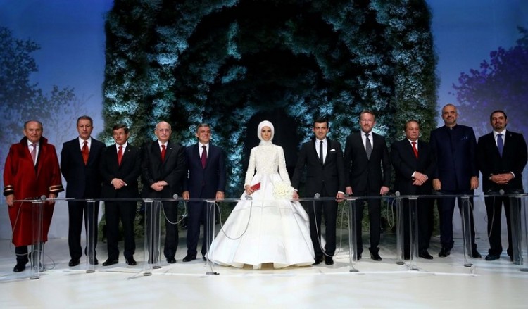 «Βασιλικός» γάμος για τη μικρότερη κόρη του Ερντογάν (φωτο)