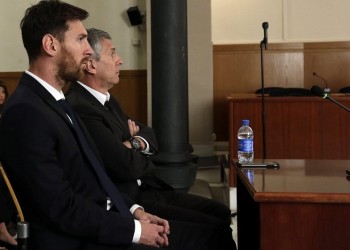 Εισαγγελέας της Βαρκελώνης προτείνει τη φυλάκιση του Μέσι