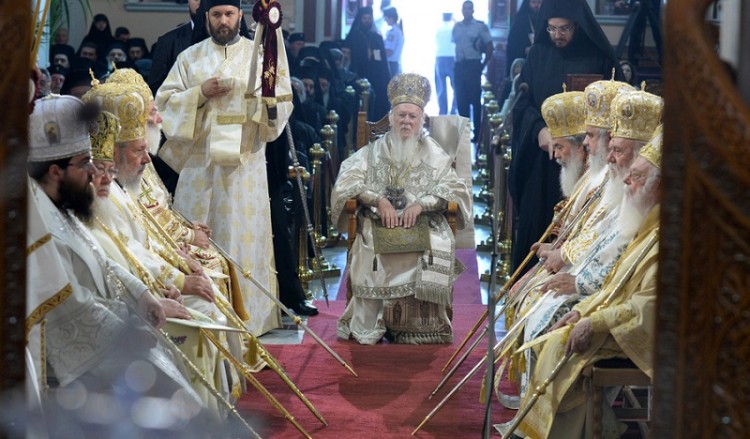 Στην Κρήτη χτυπά η καρδιά της Ορθοδοξίας – Πατριαρχικό Συλλείτουργο στον Άγιο Μηνά