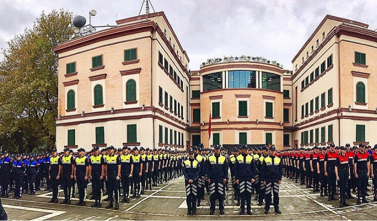 Δώρο Ερντογάν οι στολές της αλβανικής αστυνομίας (φωτο)