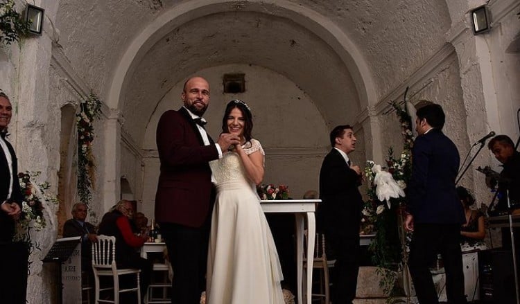Ζευγάρι επώνυμων Τούρκων παντρεύτηκε σε ορθόδοξη εκκλησία της Αλικαρνασσού