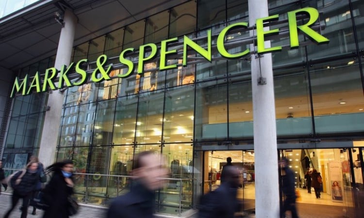 Κλείνουν 53 καταστήματα Marks & Spencer σε 10 διεθνείς αγορές