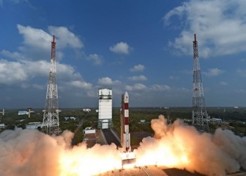 Μαζική εκτόξευση 104 δορυφόρων από την Ινδία