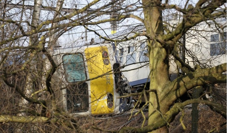 Ένας νεκρός από εκτροχιασμό τρένου στο Βέλγιο
