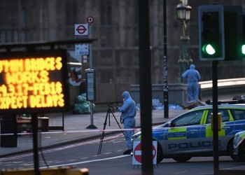 «Ισλαμιστής τρομοκράτης» πίσω από τις επιθέσεις στο Λονδίνο (βίντεο)