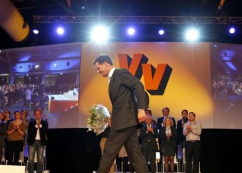 Νίκη Ρούτε δίνουν τα exit polls στην Ολλανδία