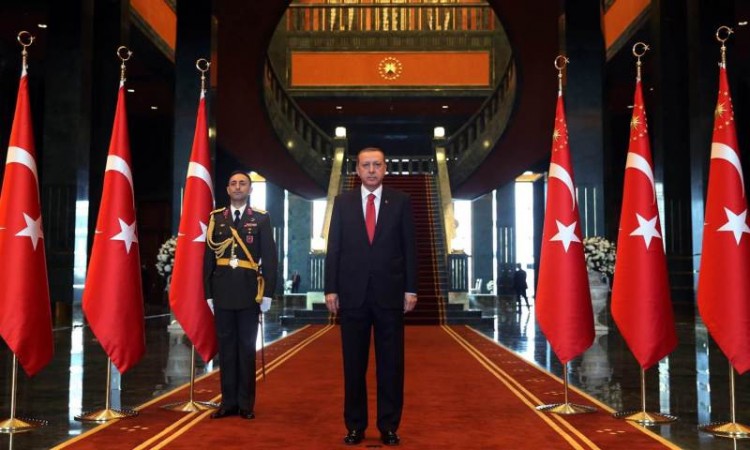 Έκτακτο υπουργικό συμβούλιο υπό τον Ερντογάν στην Άγκυρα