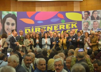 Το HDP αντικαθιστά την φυλακισμένη του ηγέτιδα