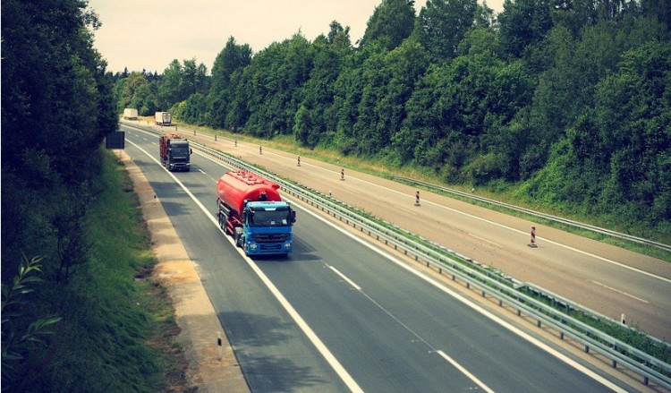 Πώς θα κινηθούν τα φορτηγά τις Απόκριες και την Καθαρά Δευτέρα