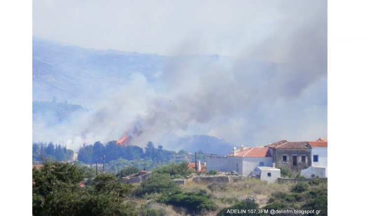 Αναζωπυρώθηκε η φωτιά στα Κύθηρα – Εκκενώθηκε οικισμός