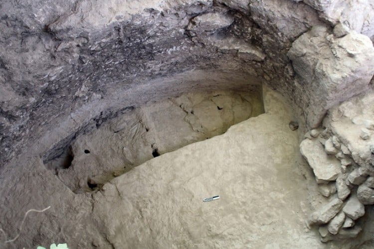 Ασύλητος τάφος βρέθηκε στο μυκηναϊκό νεκροταφείο των Αηδονίων στη Νεμέα (φωτο)