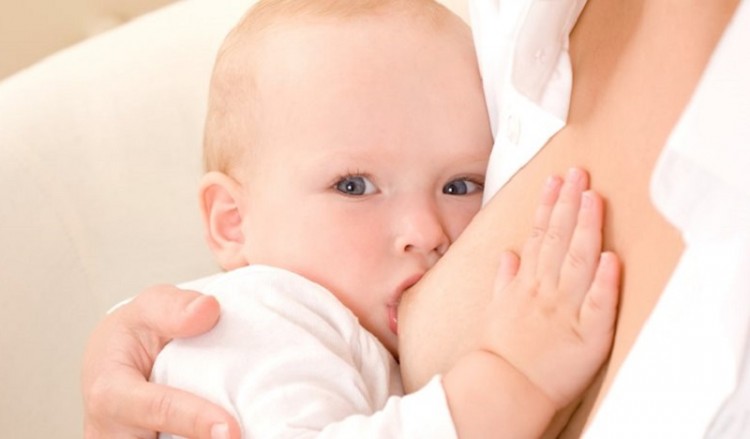 Ο θηλασμός προστατεύει τη γυναίκα και το παιδί από τον καρκίνο