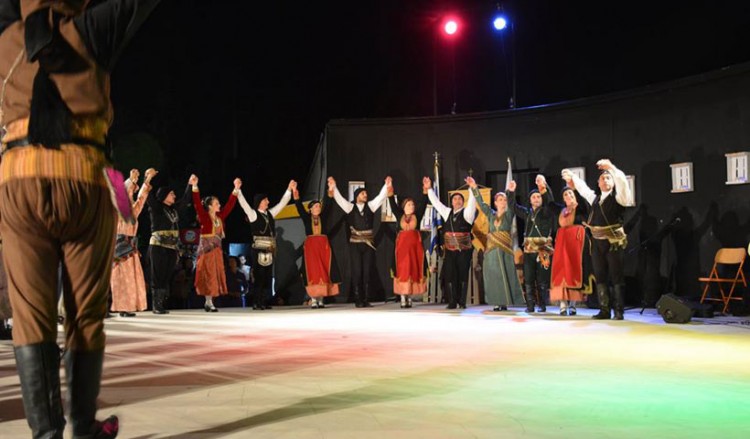 Οι Σερραίοι τίμησαν την Παγκόσμια Ημέρα Χορού με... ποντιακά βήματα (βίντεο)