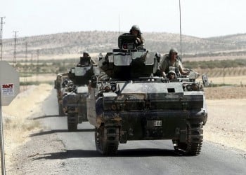 Τουρκικά στρατιωτικά οχήματα εισέβαλαν στην Ιντλίμπ