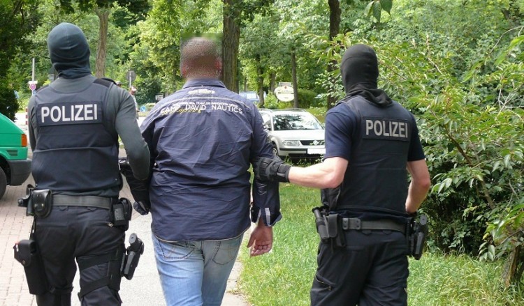 Γερμανία: Συνελήφθησαν δέκα ύποπτοι για τον σχεδιασμό τρομοκρατικών επιθέσεων