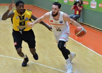 Basketball Champions League: Μπάνβιτ-ΑΕΚ 78-71