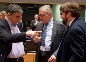 Ικανοποίηση για την Ελλάδα στο Eurogroup – Προαπαιτούμενο για τη δόση οι ηλεκτρονικοί πλειστηριασμοί