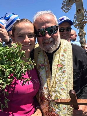Για πρώτη φορά κορίτσι πιάνει το σταυρό στο Rye Pier της Αυστραλίας