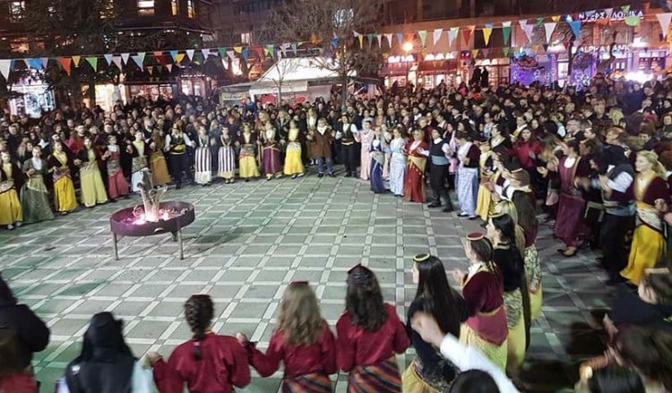 Λαοθάλασσα χορευτών στην πρώτη εκδήλωση των 14 ποντιακών συλλόγων Εορδαίας (βίντεο)