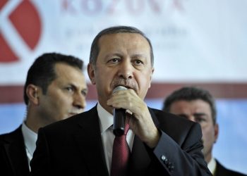 Τι επηρεάζει την πολιτική συμπεριφορά τού Ερντογάν μετά το πραξικόπημα