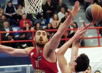 Basket League: Ο Ολυμπιακός σάρωσε τον Κόροιβο