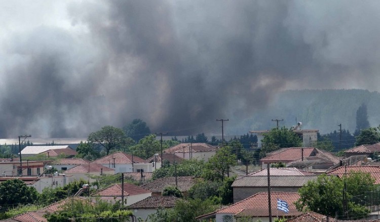Ξάνθη: Προληπτικά μέτρα μετά τη μεγάλη πυρκαγιά στο εργοστάσιο μπαταριών