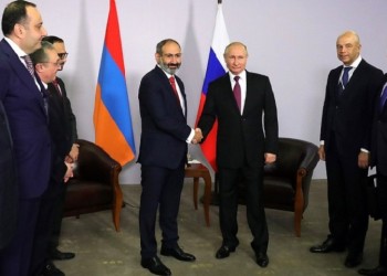 Στιγμιότυπο από προηγούμενη συνάντηση του Νικόλ Πασινιάν με τον Βλαντίμιρ Πούτιν (φωτ. αρχείου: EPA)