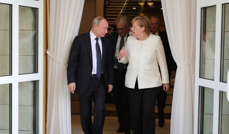 Ρωσία-Γερμανία συμφώνησαν να δοθεί ειδικό καθεστώς στο Ντονμπάς της Ουκρανίας