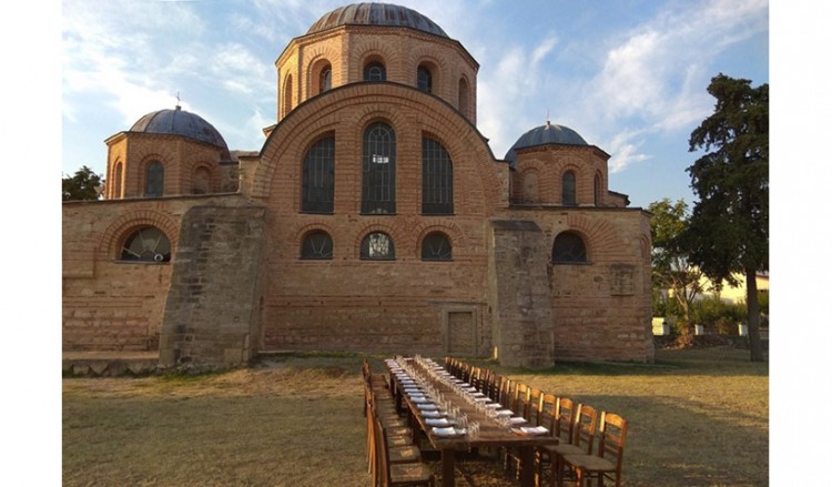 Έξι αιώνες μετά, βυζαντινό δειπνοτράπεζο στην Κοσμοσώτειρα Φερών με άρωμα Καππαδοκίας (φωτο)