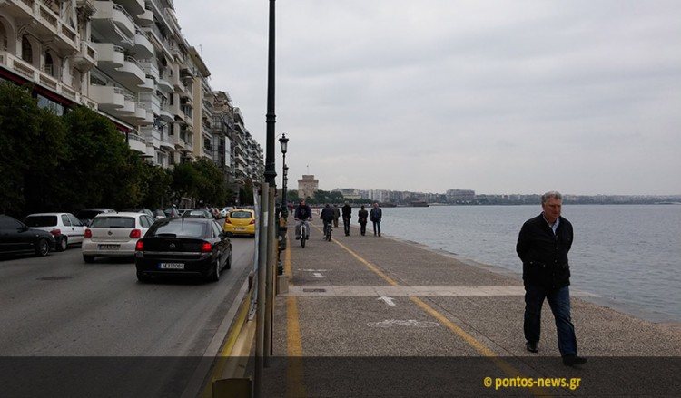 Συρρικνώνεται η Θεσσαλονίκη! – Μαζική έξοδος του πληθυσμού από τον κεντρικό Δήμο