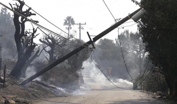 Καλιφόρνια: Κόλαση από τις φονικές πυρκαγιές, 25 νεκροί και πολλοί αγνοούμενοι