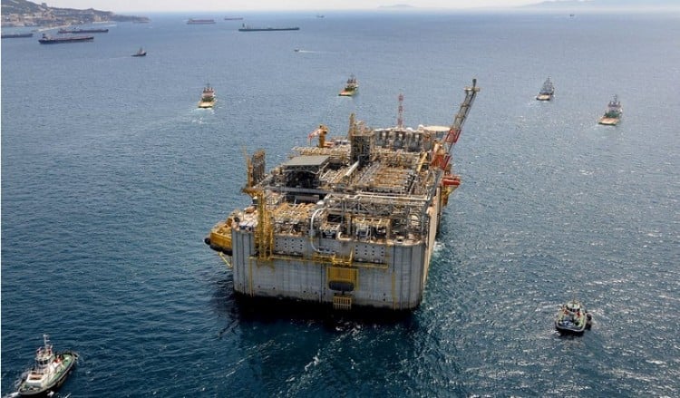 Δύο στελέχη της τουρκικής κρατικής εταιρείας πετρελαίου προστέθηκαν στη λίστα κυρώσεων της ΕΕ