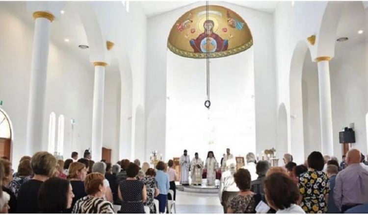 Ν. Αυστραλία: Η πρώτη Θεία Λειτουργία στην μοναδική ελληνορθόδοξη εκκλησία με βυζαντινό τρούλο