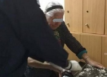 «Παγώνει» το πρόστιμο στην 90χρονη που πουλούσε τερλίκια σε λαϊκή της Θεσσαλονίκης