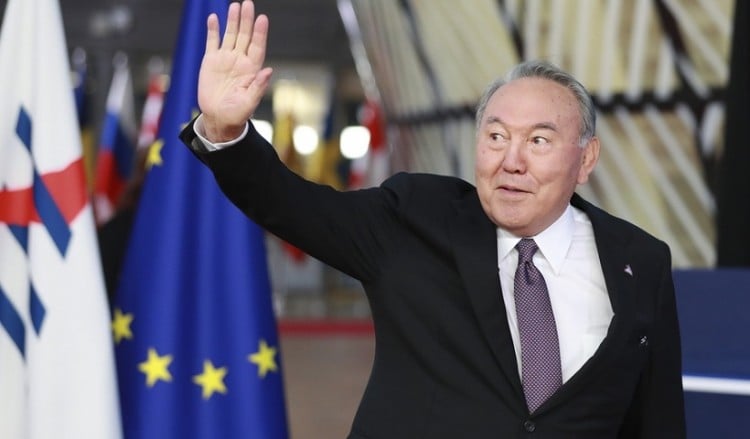 Καζακστάν: Παραιτήθηκε ο πρόεδρος Ναζαρμπάγεφ