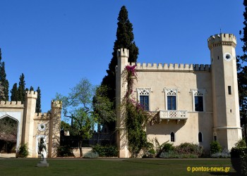 Ο Πύργος Βασιλίσσης όπως φαίνεται από τον κήπο του (φωτ.: Γεωργία Βορύλλα)