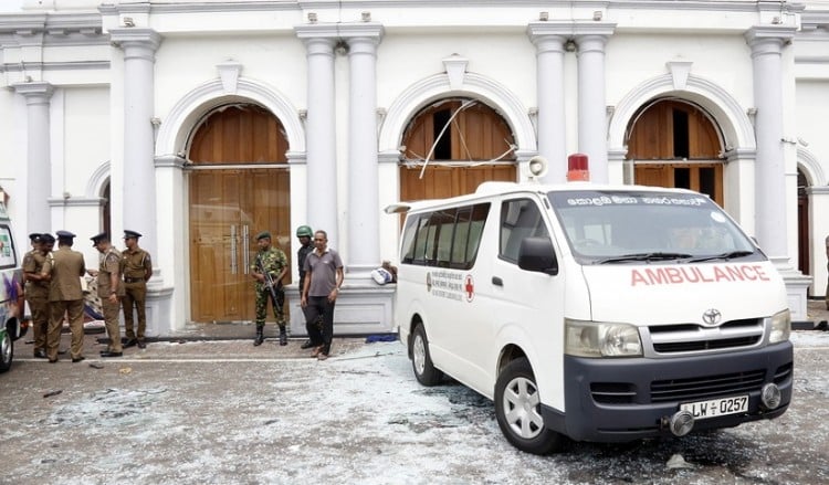 Σρι Λάνκα: Ματωμένο Πάσχα Καθολικών με δεκάδες νεκρούς και εκατοντάδες τραυματίες από εκρήξεις σε εκκλησίες και ξενοδοχεία