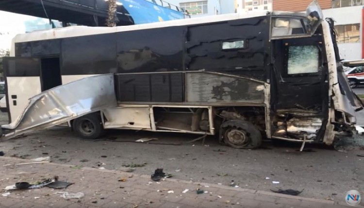 Βομβιστική επίθεση σε λεωφορείο με αστυνομικούς στην Τουρκία (βίντεο)