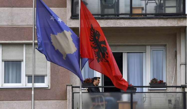 Κρίσιμες βουλευτικές εκλογές διεξάγονται στο Κόσοβο