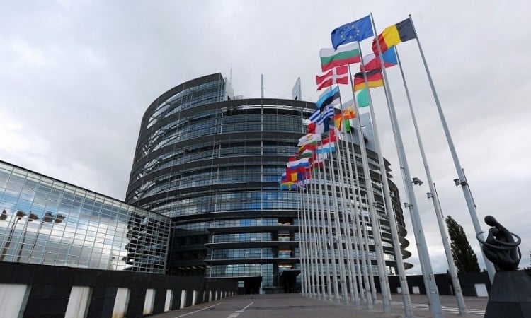Το Ευρωκοινοβούλιο κήρυξε συμβολική «κλιματική κατάσταση έκτακτης ανάγκης»