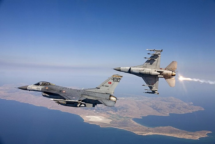 Ο υπουργός Άμυνας της Τουρκίας πέταξε με F-16 στο Βόρειο Αιγαίο (φωτο, βίντεο)