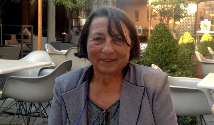 Έλενα Λαζάρ: Η μεταφράστρια που έμαθε στους Ρουμάνους τον Καρυωτάκη και τους Έλληνες συγγραφείς
