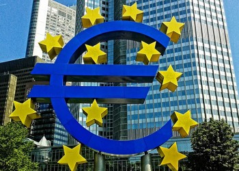 Φρένο στην άνοδο των spreads από την παρέμβαση της ΕΚΤ - Οι εκτιμήσεις για τα ελληνικά ομόλογα
