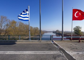 Μέσω του ποταμού Έβρου έμπαιναν στην Ελλάδα παράτυποι μετανάστες (φωτ. αρχείου: ΑΠΕ-ΜΠΕ / Δημήτρης Τοσίδης)