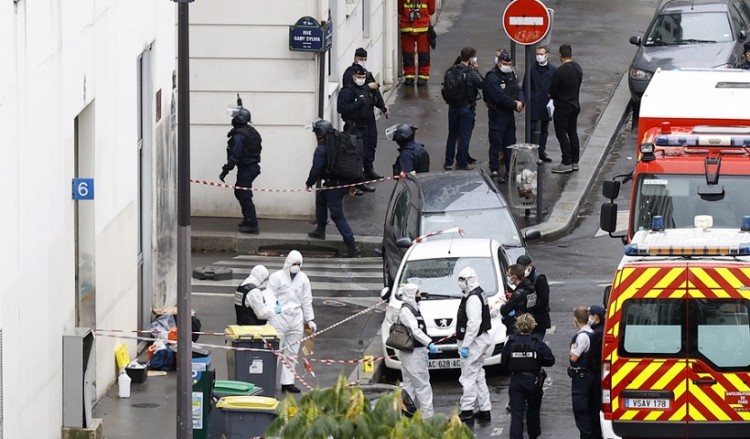 Επίθεση στο Παρίσι: Έρευνα για τρομοκρατία, πληροφορίες για δύο συλλήψεις (βίντεο)