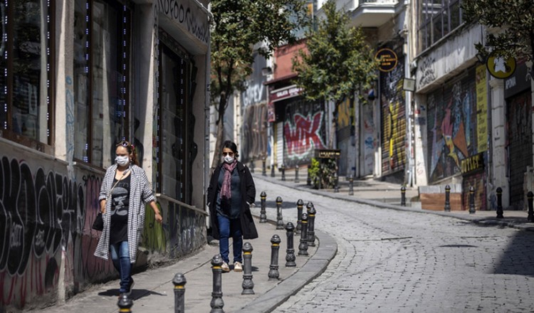 Νέο άλμα στους θανάτους από κορονοϊό στην Τουρκία